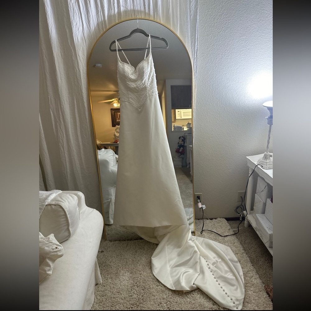 Wedding dress size 4